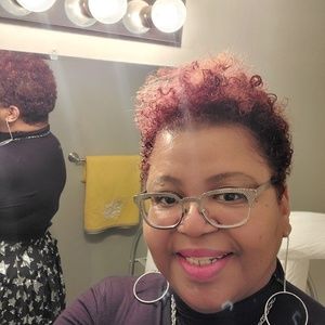 Meet your Posher, Dawn